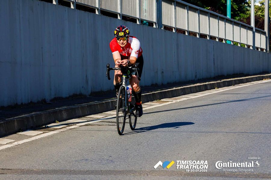 Temesvár Triatlon 2025 féltáv - le az alagútba