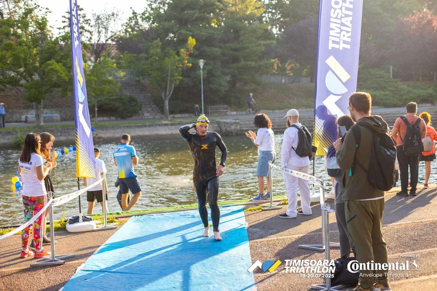 Temesvár Triatlon 2025 féltáv - kint a vízből